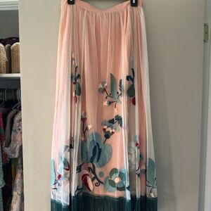 Chic Embroidered Maxi Skirt in Peach